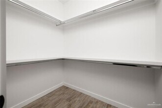 1429 W Harrison Ave, Unit 2 in Alton, TX - Building Photo - Building Photo