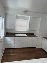 2101 Perkins Ln in Redondo Beach, CA - Building Photo - Building Photo