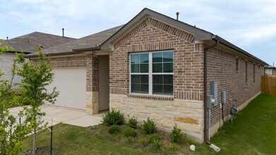 117 Mackinac Ln in Georgetown, TX - Building Photo - Building Photo
