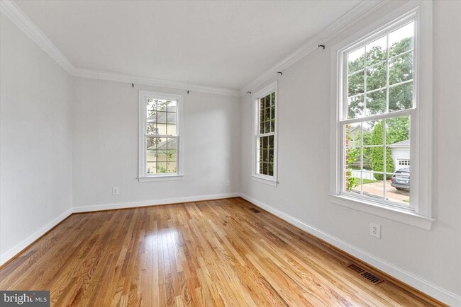 116 Desales Dr in Purcellville, VA - Building Photo - Building Photo