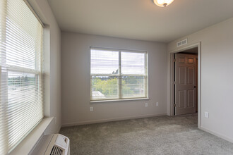 Rosewood Station in Happy Valley, OR - Building Photo - Interior Photo