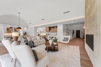 6711 Housman in Houston, TX - Building Photo - Building Photo