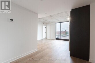 7-307 Fairbank Ave in Toronto, ON - Building Photo - Building Photo
