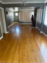10715 Helendale Ave in Los Angeles, CA - Building Photo - Building Photo
