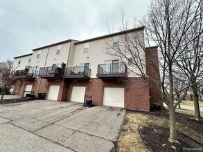 44628 Gwinnett Loop in Novi, MI - Building Photo - Building Photo