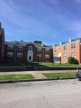 Colonial Apartments in Carthage, MO - Building Photo - Building Photo