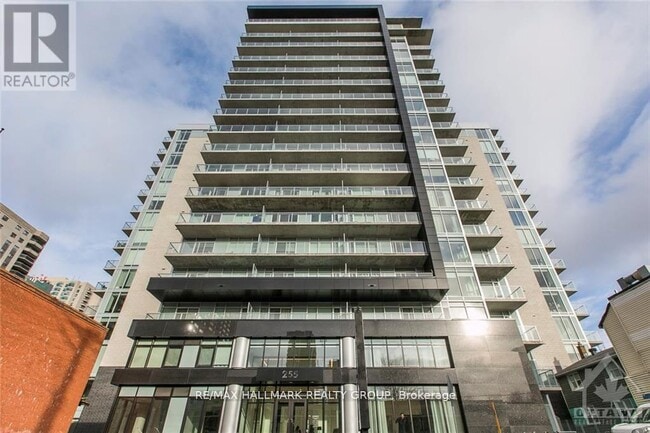 property at 255 Bay St