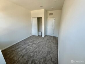 400 Willow St in Kearny, NJ - Building Photo - Building Photo