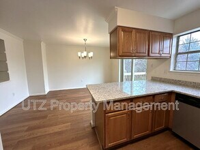 9 Old Forge Garth in Sparks, MD - Building Photo - Building Photo