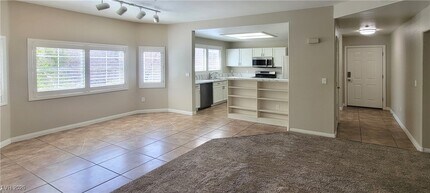 830 Carnegie St in Henderson, NV - Foto de edificio - Building Photo