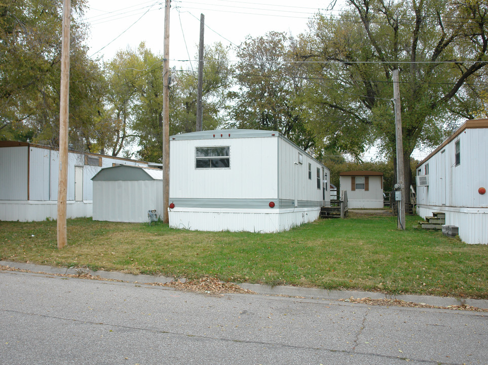 Lakeview Mobile Home Park in Lincoln, NE - Building Photo