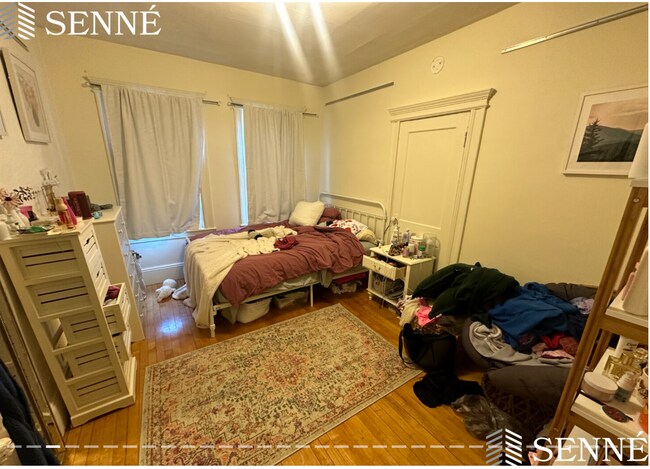 220 Harvard St, Unit 8 in Cambridge, MA - Foto de edificio - Building Photo