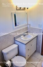 121 Rose Dr in Ronkonkoma, NY - Building Photo - Building Photo
