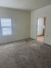 22143 Main St in Hayward, CA - Foto de edificio - Building Photo