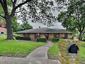 205 Woodpark Ln in Rockwall, TX - Building Photo