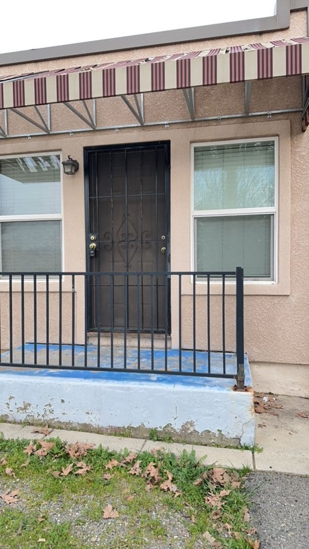 property at 1433 Lincoln St