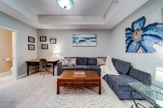17745 Gulf Blvd, Unit 303 in Redington Shores, FL - Building Photo - Building Photo