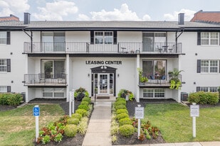 ReNew Parkville in Parkville, MD - Building Photo