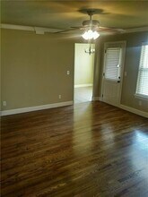1112 W Cunningham Ave in Rogers, AR - Building Photo - Building Photo
