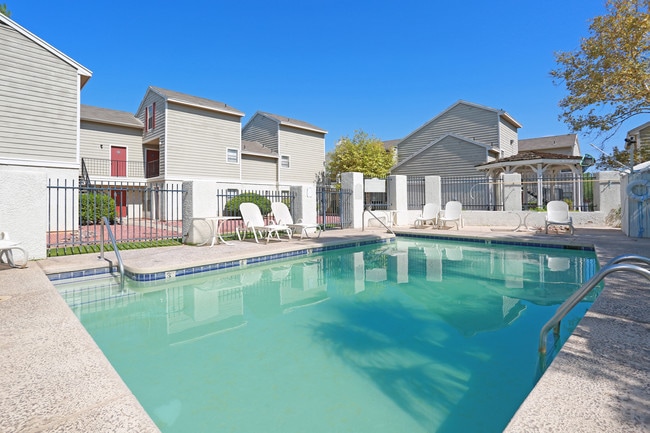 Cambridge Village in Tucson, AZ - Foto de edificio - Building Photo