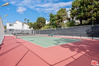 1580 Palisades Dr in Los Angeles, CA - Building Photo - Building Photo