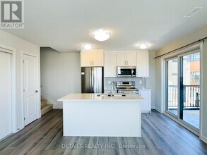 1503 Creekway Private in Ottawa, ON - Building Photo - Building Photo