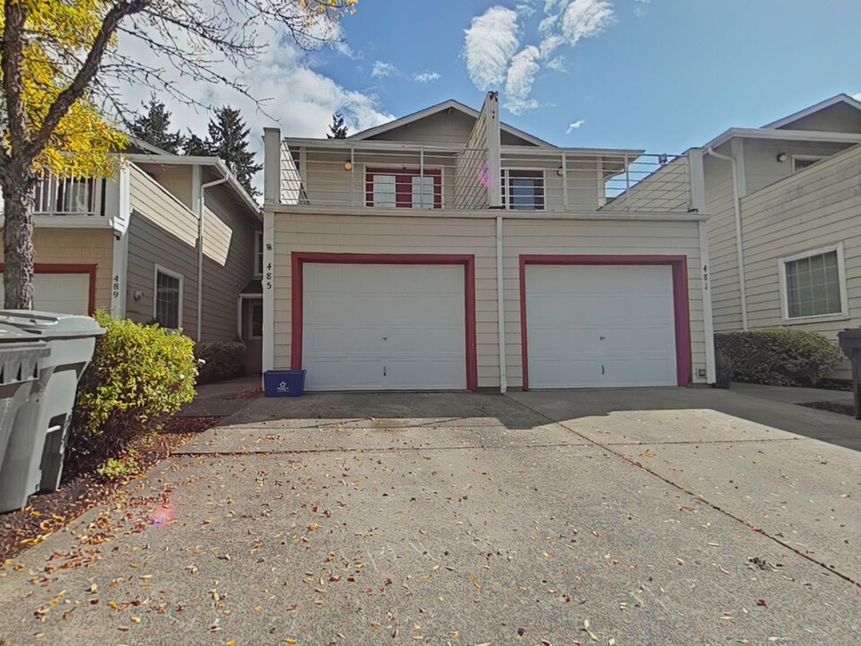 485 NE Conifer Blvd in Corvallis, OR - Foto de edificio