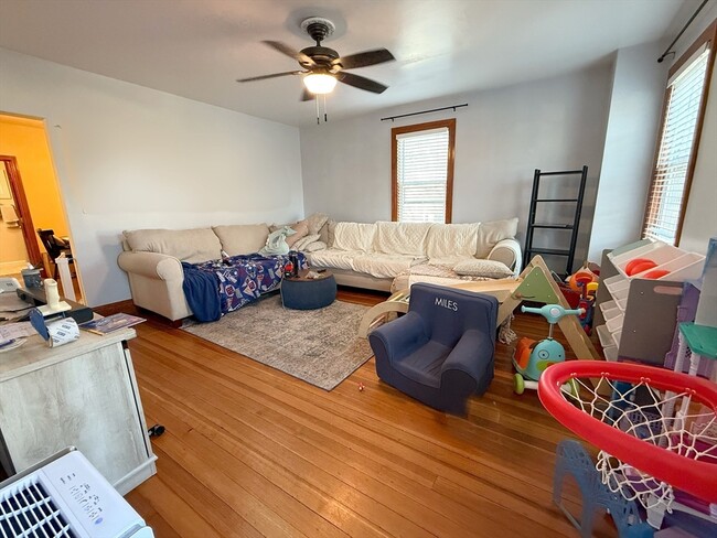 105 Springfield St in Quincy, MA - Building Photo - Building Photo