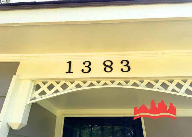 Charming and Updated 3-Bedroom Home for Rent! in Memphis, TN - Building Photo - Building Photo
