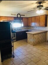 304 SE 2nd St in Andrews, TX - Building Photo - Building Photo