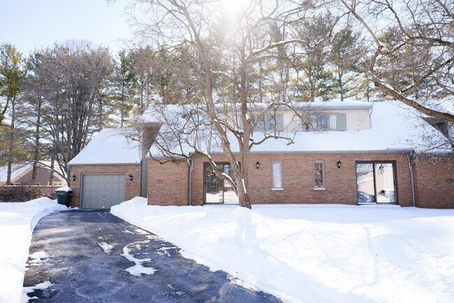 6326 Tamworth Ct in Dublin, OH - Building Photo - Building Photo