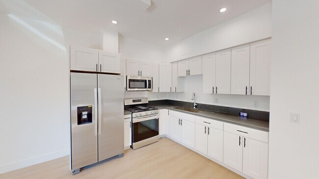 6056 Craner Ave in Los Angeles, CA - Building Photo - Building Photo