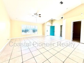 4612 Sandhurst St in Kissimmee, FL - Building Photo - Building Photo