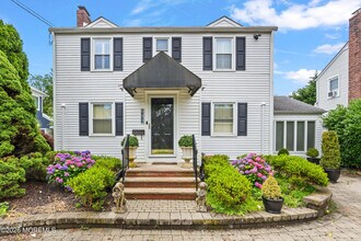 608 Corlies Ave in Allenhurst, NJ - Building Photo - Building Photo