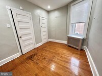 5805 Master St photo'