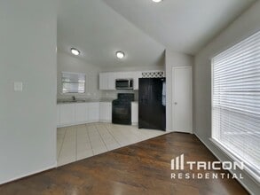 18807 Danalyn Ct in Humble, TX - Building Photo - Building Photo