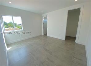 3653 SW 25th St in Miami, FL - Building Photo - Building Photo