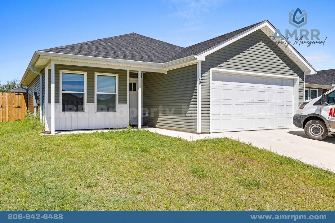 401 Abundance Ln in Decatur, AR - Building Photo