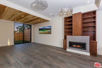 1612 S Wooster St in Los Angeles, CA - Building Photo - Building Photo