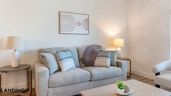 10670 Jake Jabs Blvd in Longmont, CO - Building Photo