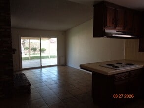 44141 Galion Ave in Lancaster, CA - Building Photo - Building Photo