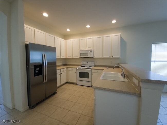 property at 9240 Gladiolus Preserve Cir
