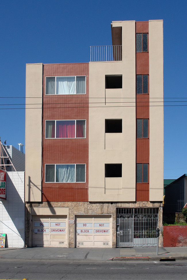 2960 Mission St in San Francisco, CA - Building Photo - Building Photo