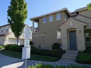 4604 Esplanade Cir in Folsom, CA - Building Photo - Building Photo