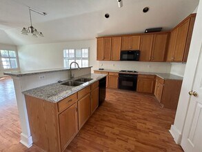 900 Piedmont Dr in McKinney, TX - Building Photo - Building Photo