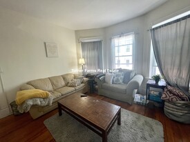 20 Lawn St, Unit 3 Apartamentos