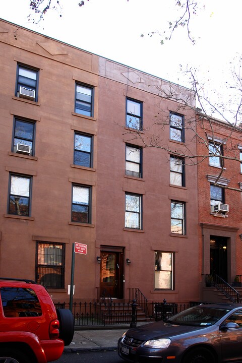 287 Hicks St in Brooklyn, NY - Building Photo