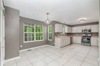 2160 Lunar Dr in Independence, KY - Building Photo - Building Photo