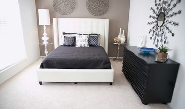 One Townecrest Apartments in Mesquite, TX - Foto de edificio - Building Photo