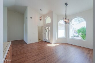 13246 S 34th Way in Phoenix, AZ - Building Photo - Building Photo